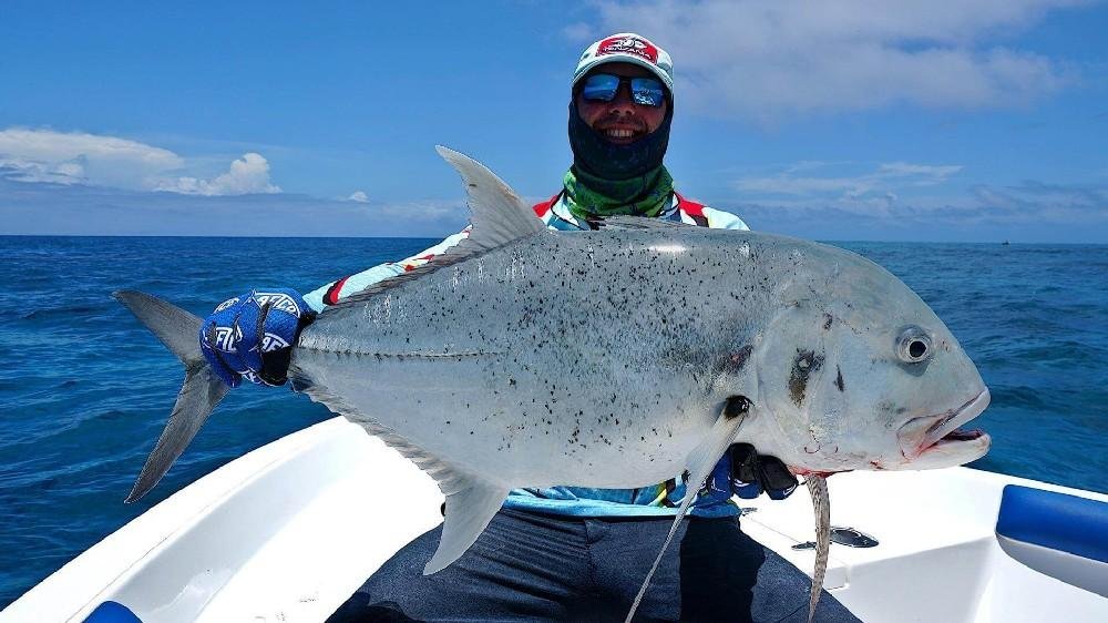tanzania-extreme-fishing-ga66ery-12.jpg